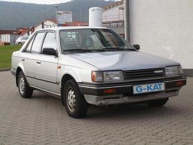 Mazda 323 87 года.