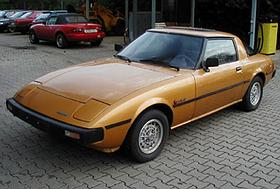 Mazda RX-7 80 года.